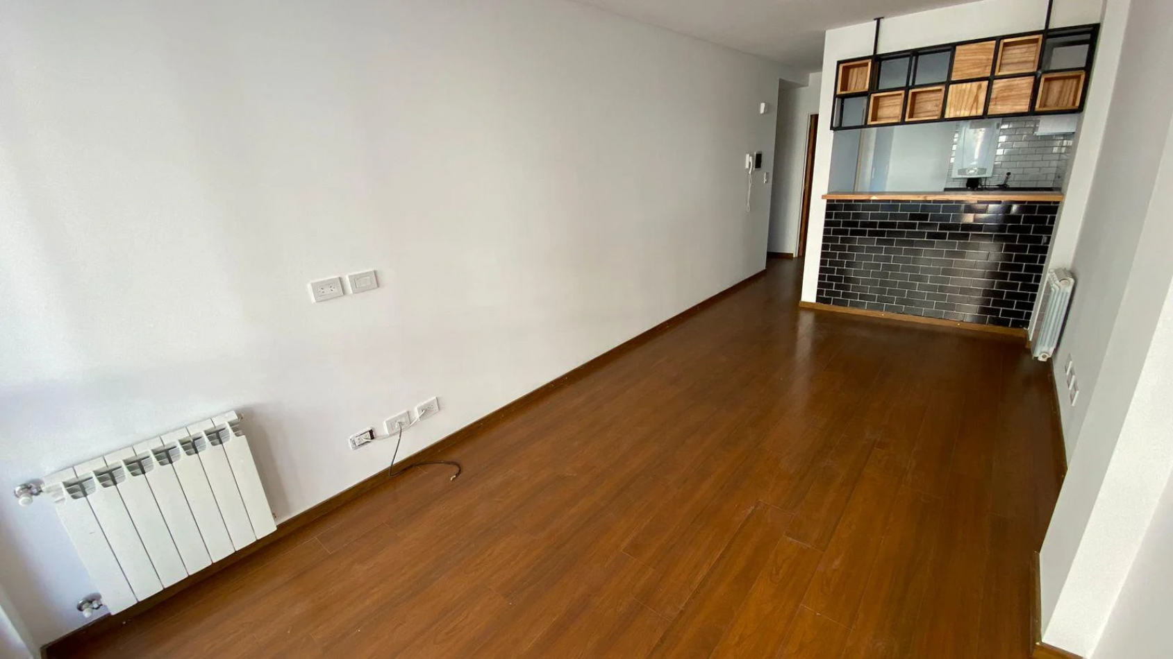 VENTA DEPARTAMENTO UN DORMITORIO MAS COMODIN MORENO Y BROWN