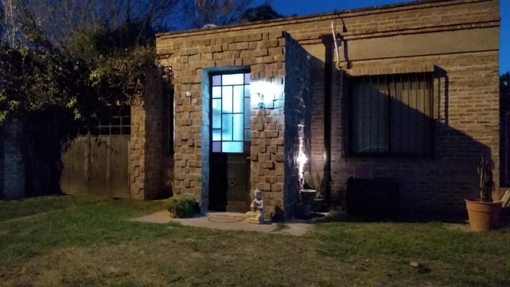 VENTA CASA DOS DORMITORIOS EN ALVEAR