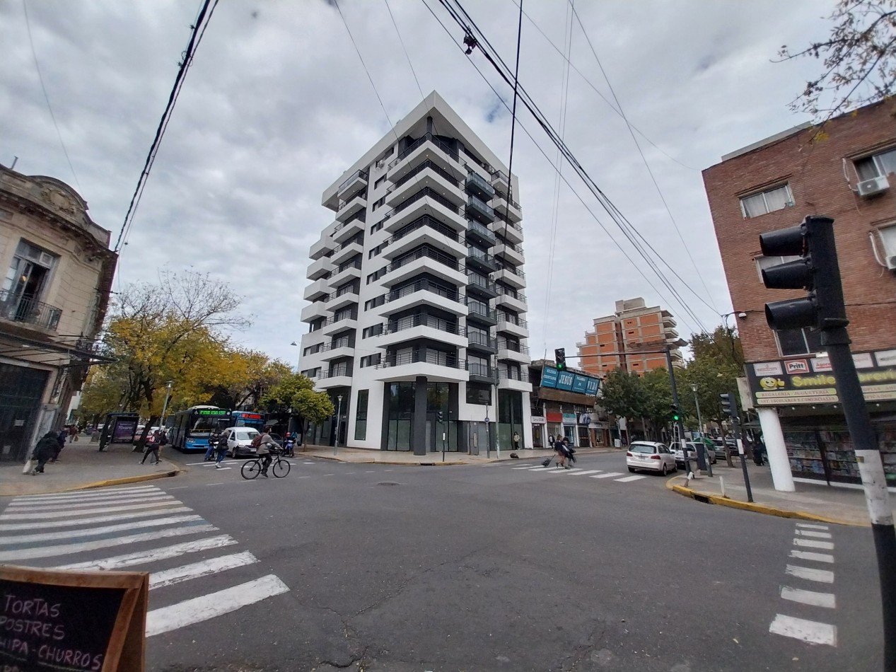 VENTA DEPARTAMENTO UN DORMITORIO  ESTRENAR ESQUINA URQUIZA Y CAFFERATA