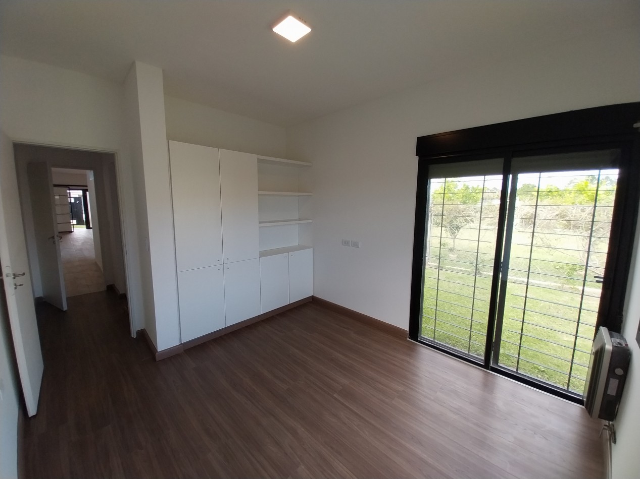 ALQUILER PERMANENTE CASA TRES DORMITORIOS CON PILETA DON MATEO ETAPA 1