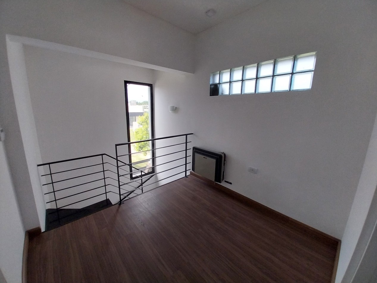 ALQUILER PERMANENTE CASA TRES DORMITORIOS CON PILETA DON MATEO ETAPA 1