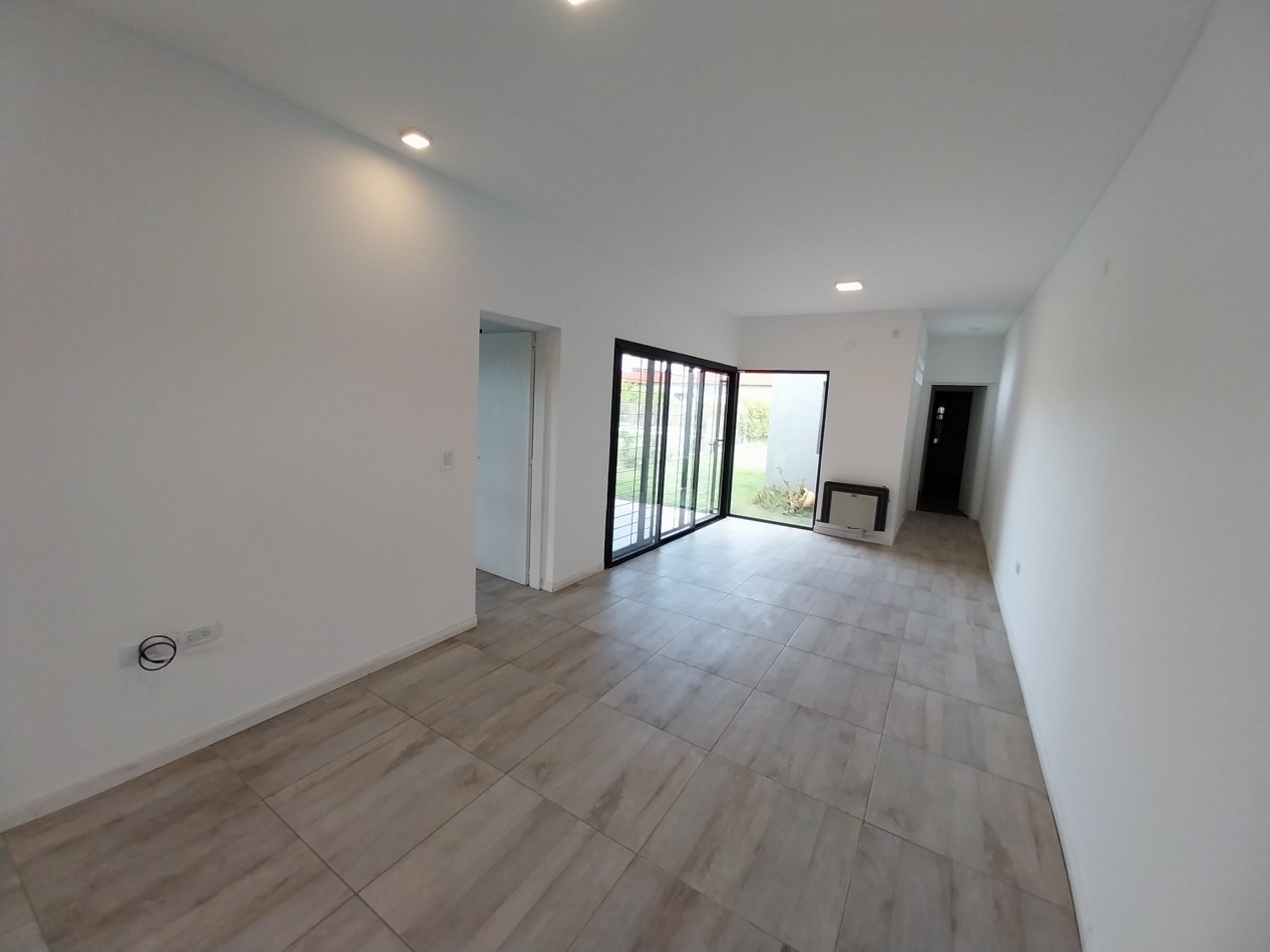 ALQUILER PERMANENTE CASA TRES DORMITORIOS CON PILETA DON MATEO ETAPA 1