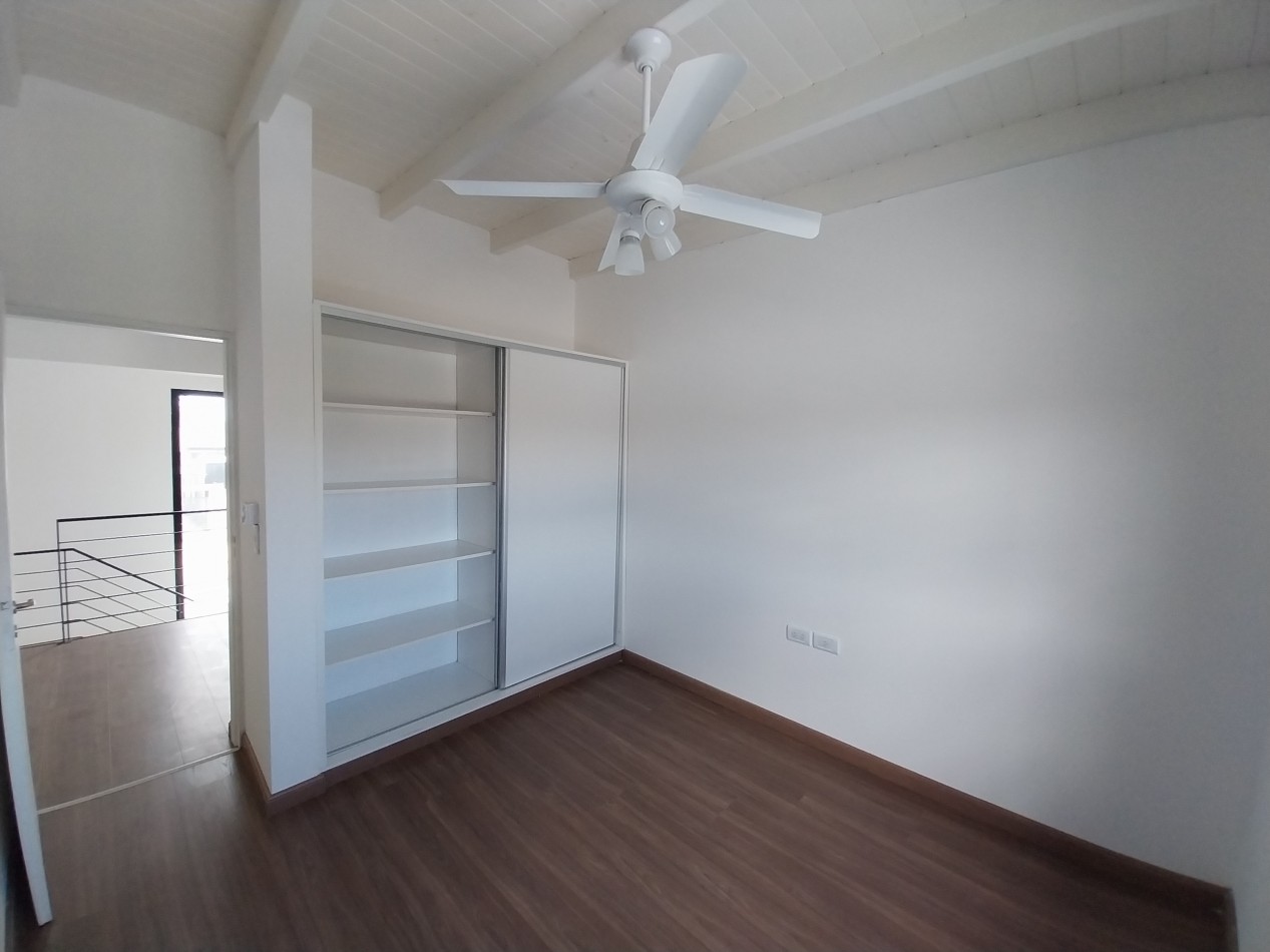 ALQUILER PERMANENTE CASA TRES DORMITORIOS CON PILETA DON MATEO ETAPA 1