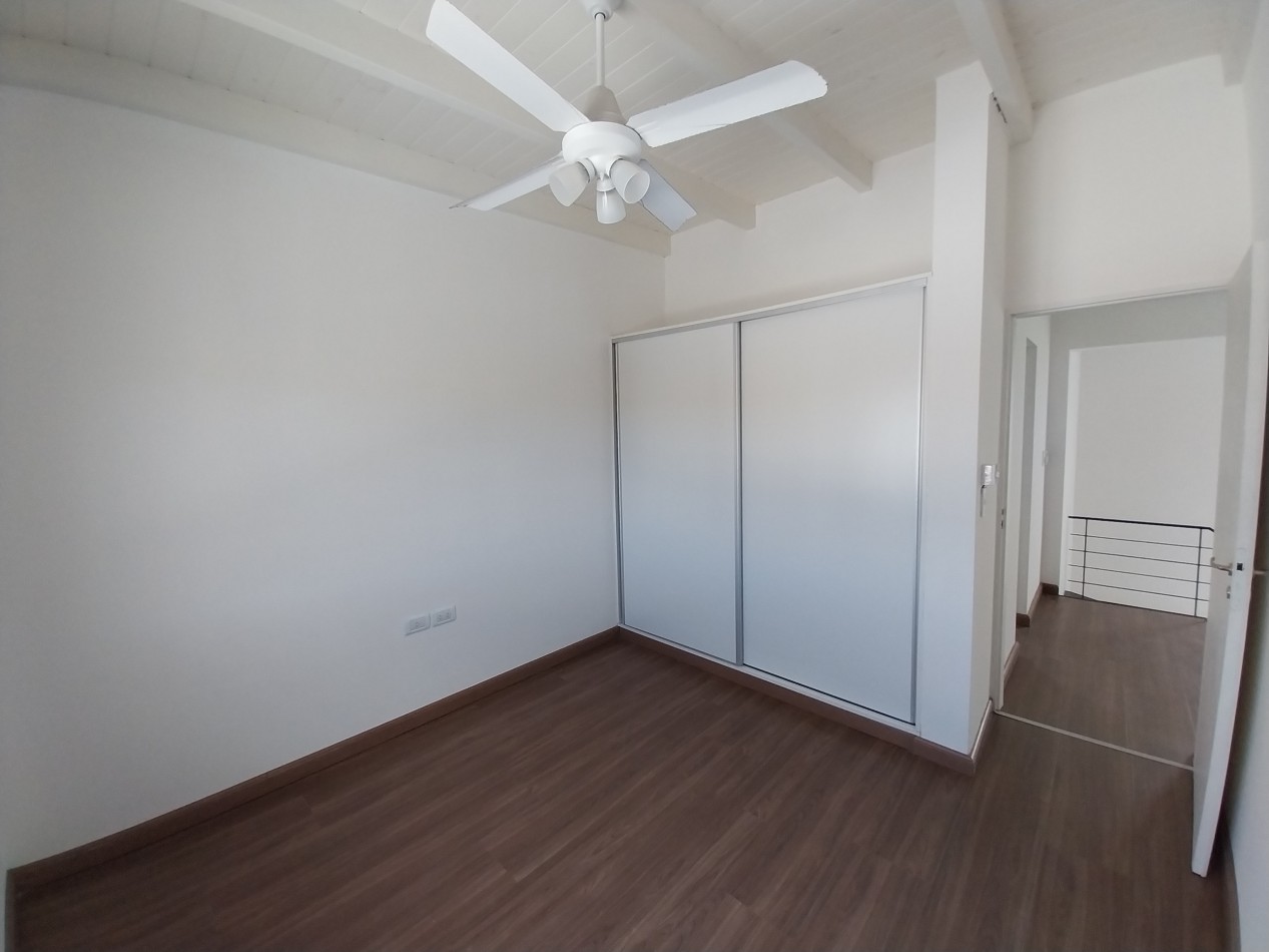 ALQUILER PERMANENTE CASA TRES DORMITORIOS CON PILETA DON MATEO ETAPA 1