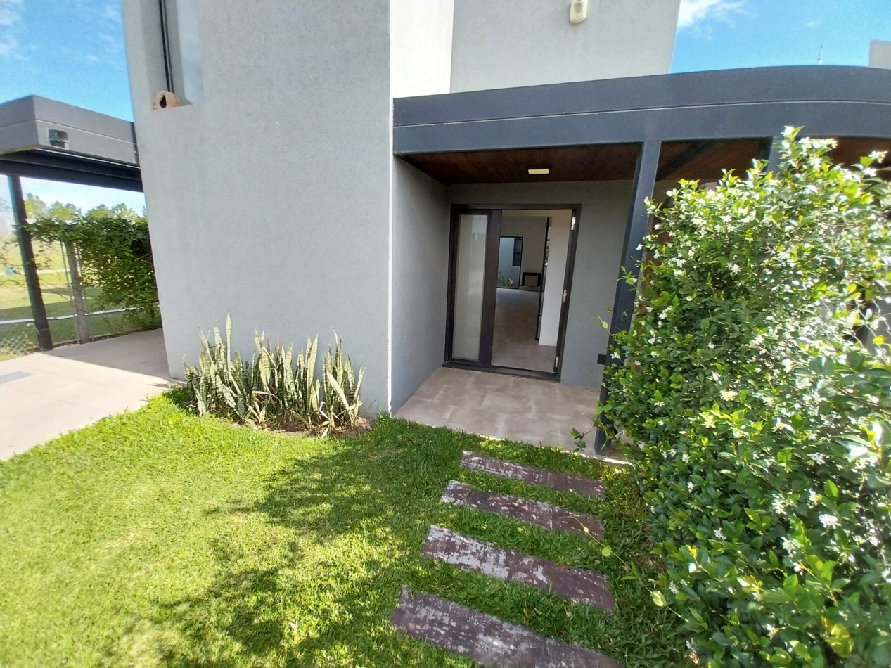 ALQUILER PERMANENTE CASA TRES DORMITORIOS CON PILETA DON MATEO ETAPA 1