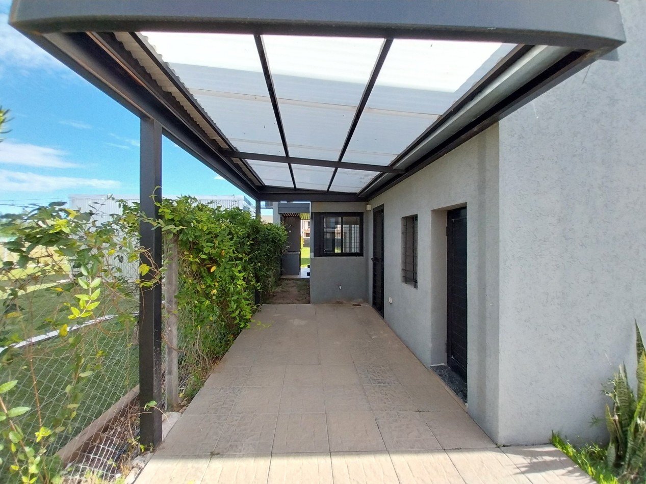 ALQUILER PERMANENTE CASA TRES DORMITORIOS CON PILETA DON MATEO ETAPA 1