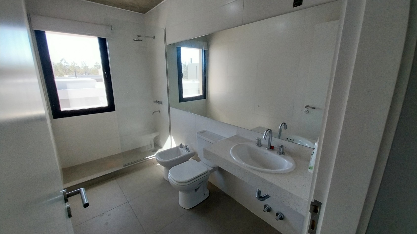 ALQUILER PERMANENTE CASA DOS DORMITORIOS CONDOMINIOS DON MATEO BARRIO PRIVADO FUNES