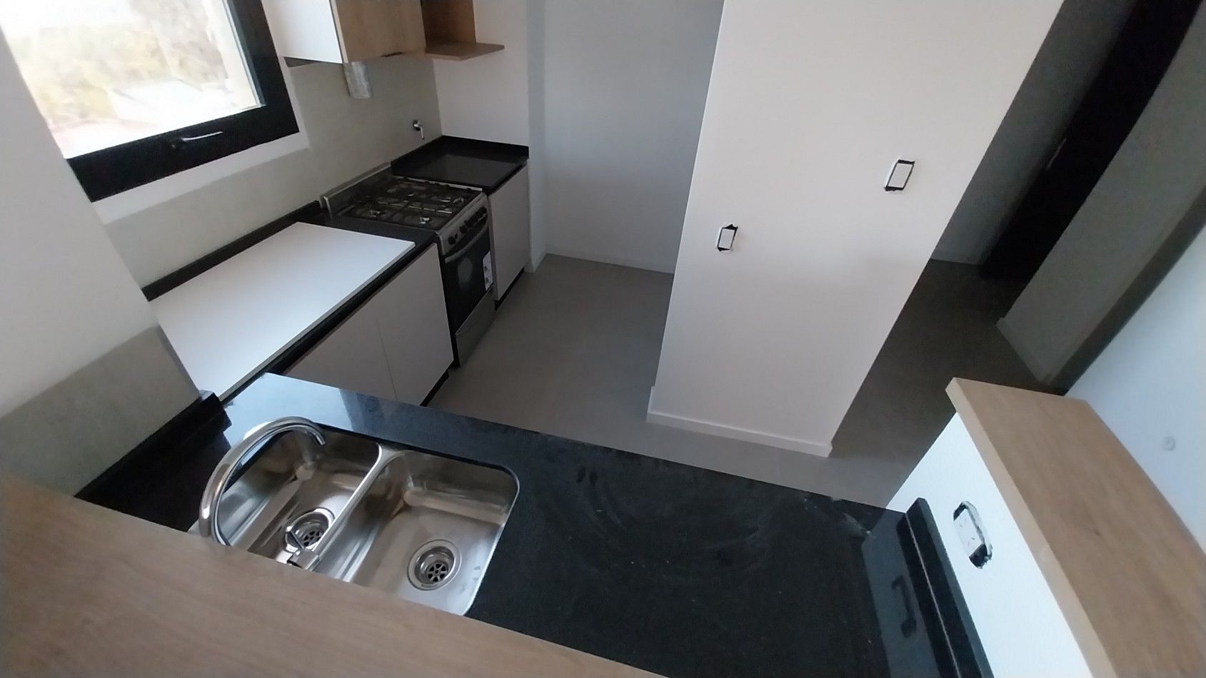 ALBERDI... VENTA DEPARTAMENTO DOS DORMITORIOS FRENTE ARTIGAS 200..A METROS DE PORTAL SHOPPING