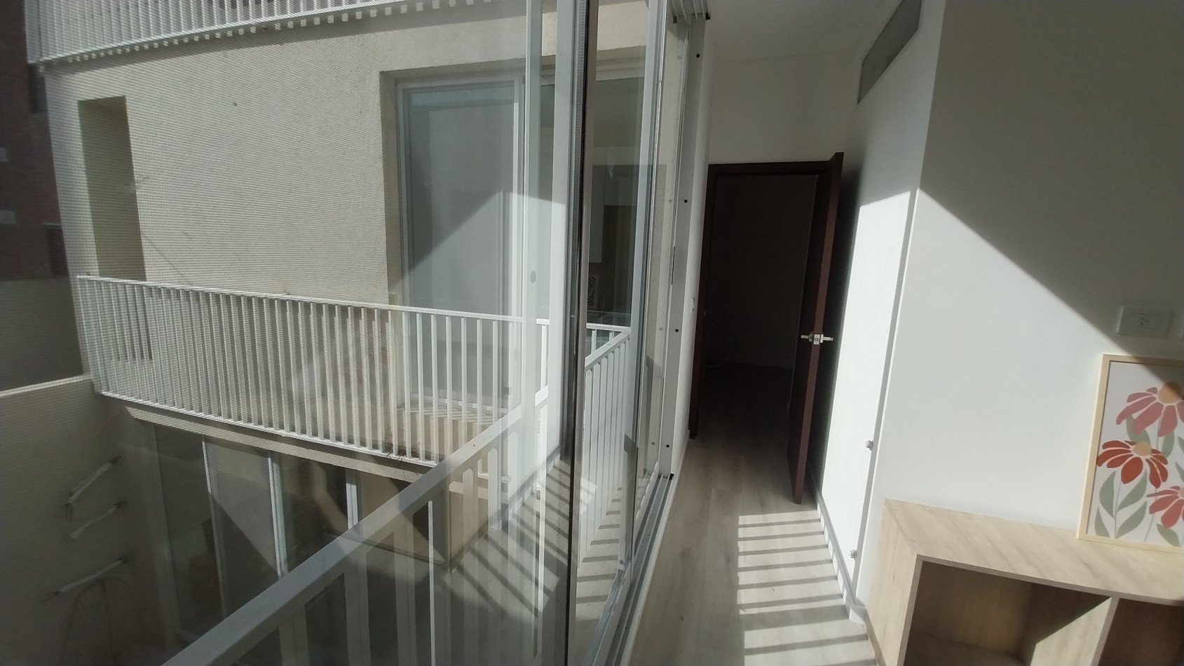  A METROS DE TRIBUNALES!!!! VENTA CASA TRES DORMITORIOS PASILLO BALCARCE Y ZEBALLOS ESTRENAR