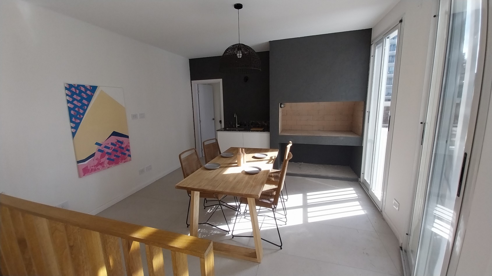  A METROS DE TRIBUNALES!!!! VENTA CASA TRES DORMITORIOS PASILLO BALCARCE Y ZEBALLOS ESTRENAR