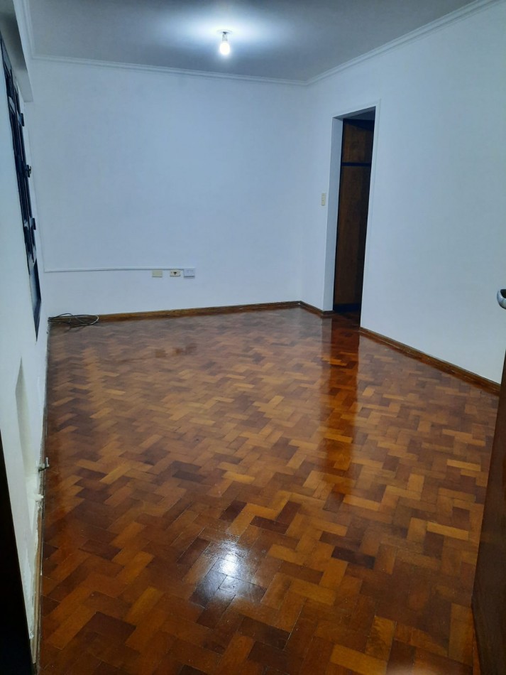 OPORTUNIDAD IMPERDIBLE! VENTA DEPARTAMENTO UN DORMITORIO RIOJA 2500