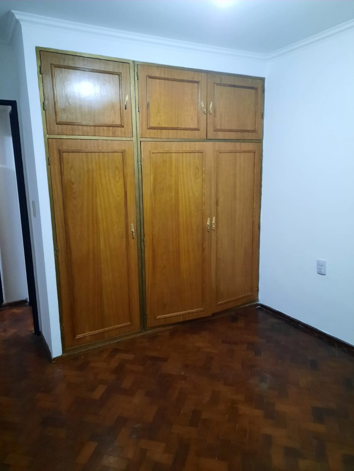 OPORTUNIDAD IMPERDIBLE! VENTA DEPARTAMENTO UN DORMITORIO RIOJA 2500
