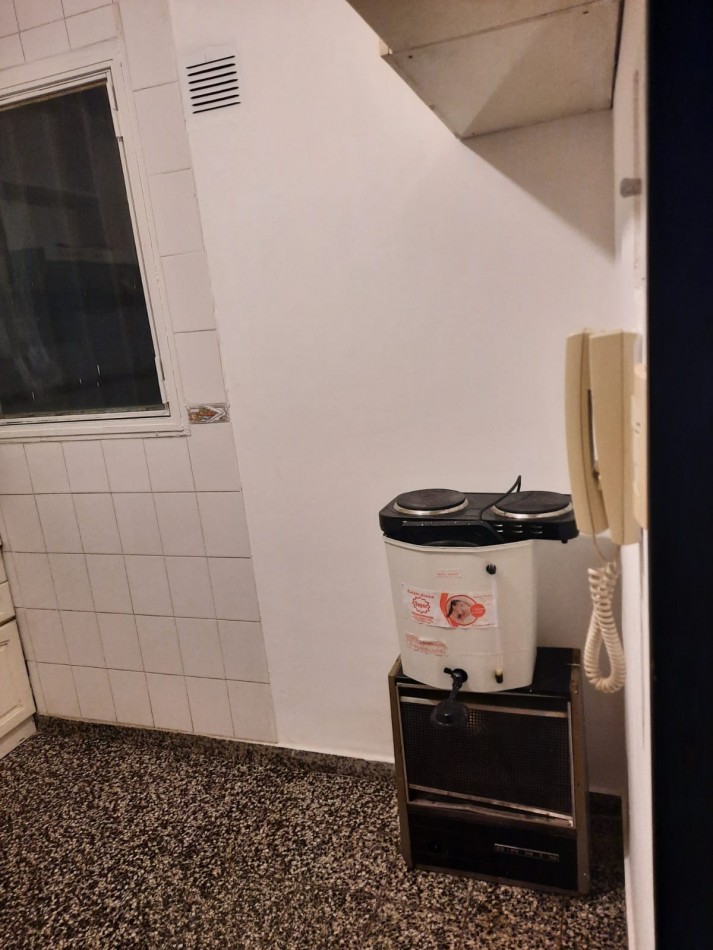 OPORTUNIDAD IMPERDIBLE! VENTA DEPARTAMENTO UN DORMITORIO RIOJA 2500