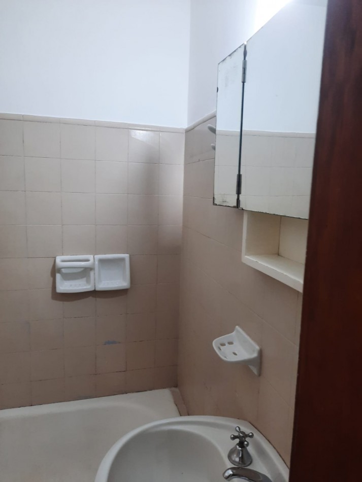 OPORTUNIDAD IMPERDIBLE! VENTA DEPARTAMENTO UN DORMITORIO RIOJA 2500