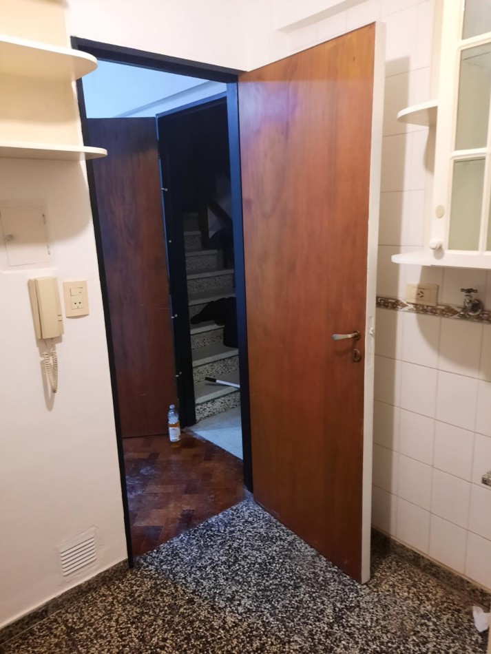 OPORTUNIDAD IMPERDIBLE! VENTA DEPARTAMENTO UN DORMITORIO RIOJA 2500