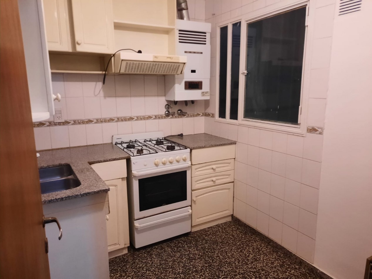 OPORTUNIDAD IMPERDIBLE! VENTA DEPARTAMENTO UN DORMITORIO RIOJA 2500