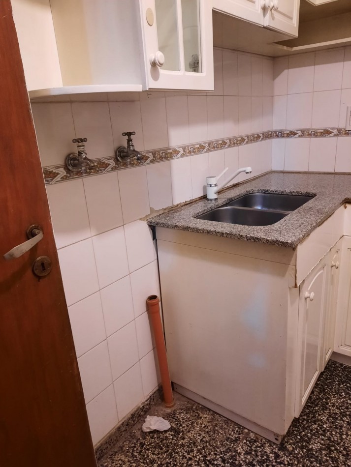 OPORTUNIDAD IMPERDIBLE! VENTA DEPARTAMENTO UN DORMITORIO RIOJA 2500