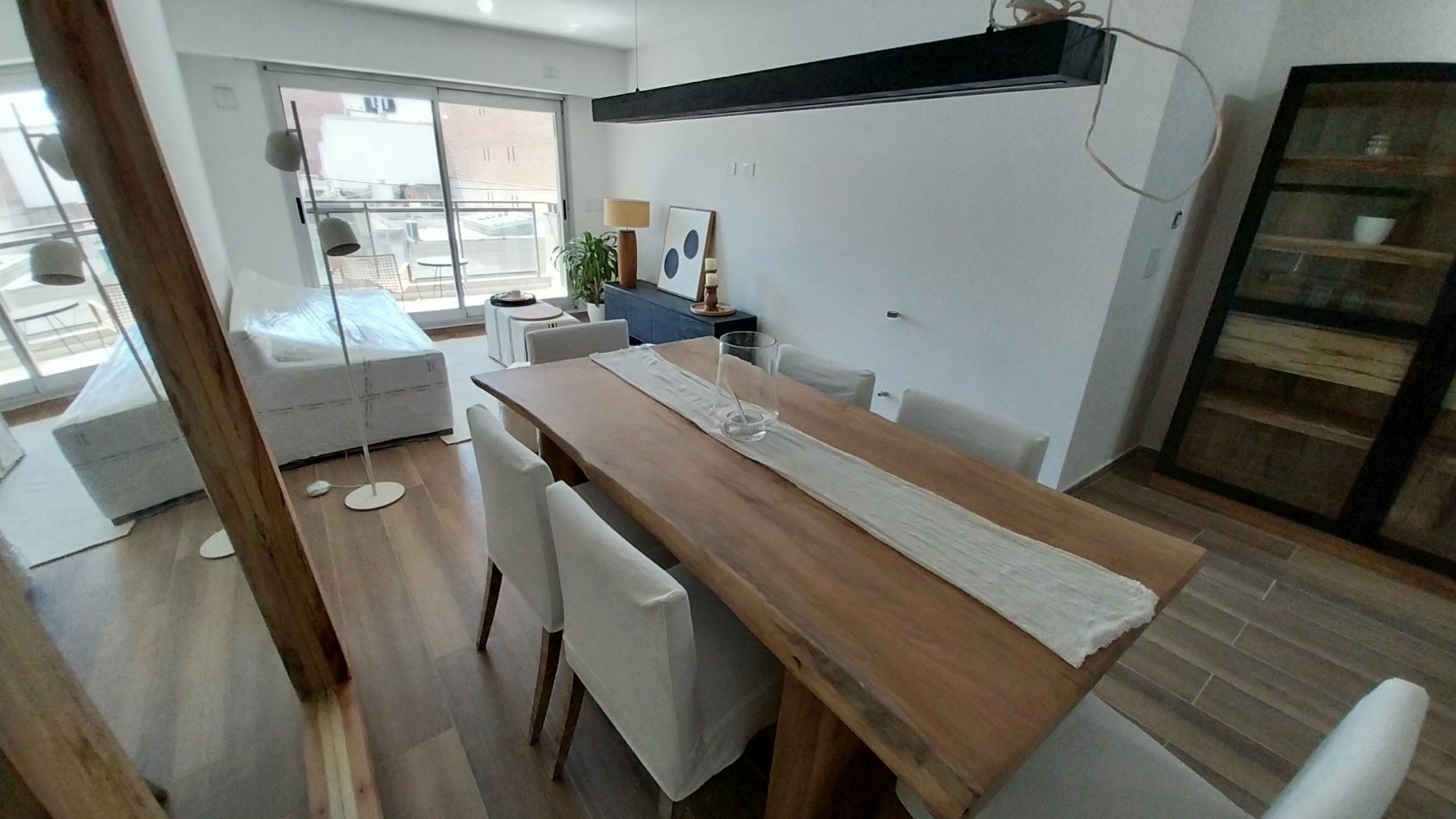 PICHINCHA! VENTA IMPORTANTE DEPARTAMENTO DOS DORMITORIOS CORDOBA Y SUIPACHA ESTRENAR