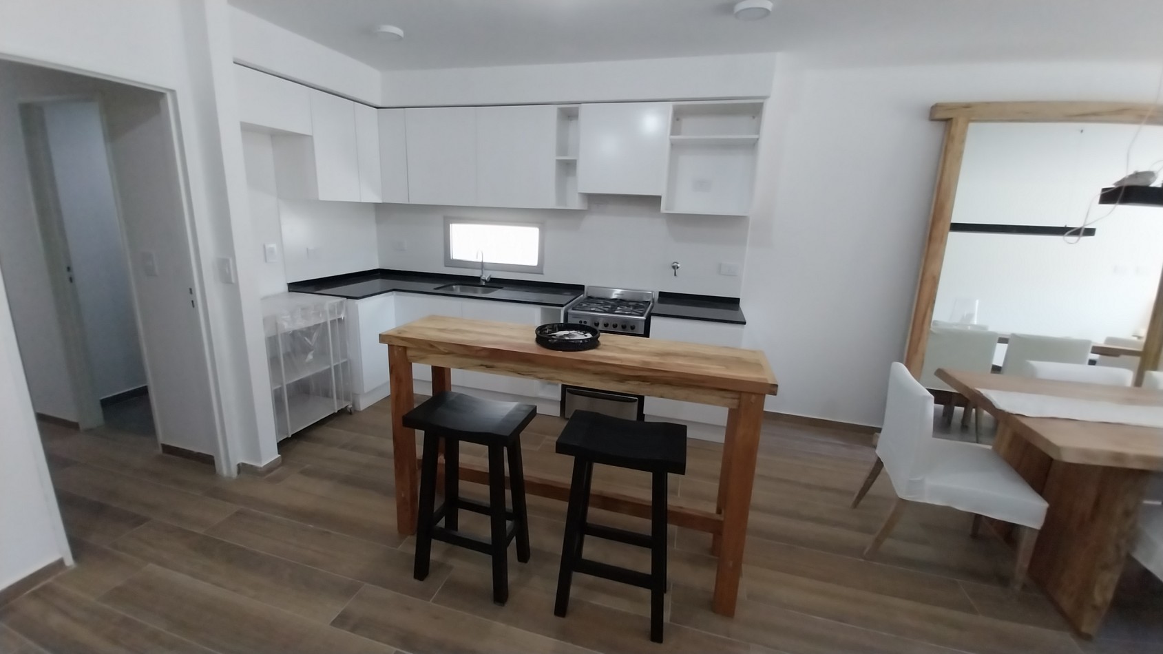 PICHINCHA! VENTA IMPORTANTE DEPARTAMENTO DOS DORMITORIOS CORDOBA Y SUIPACHA ESTRENAR