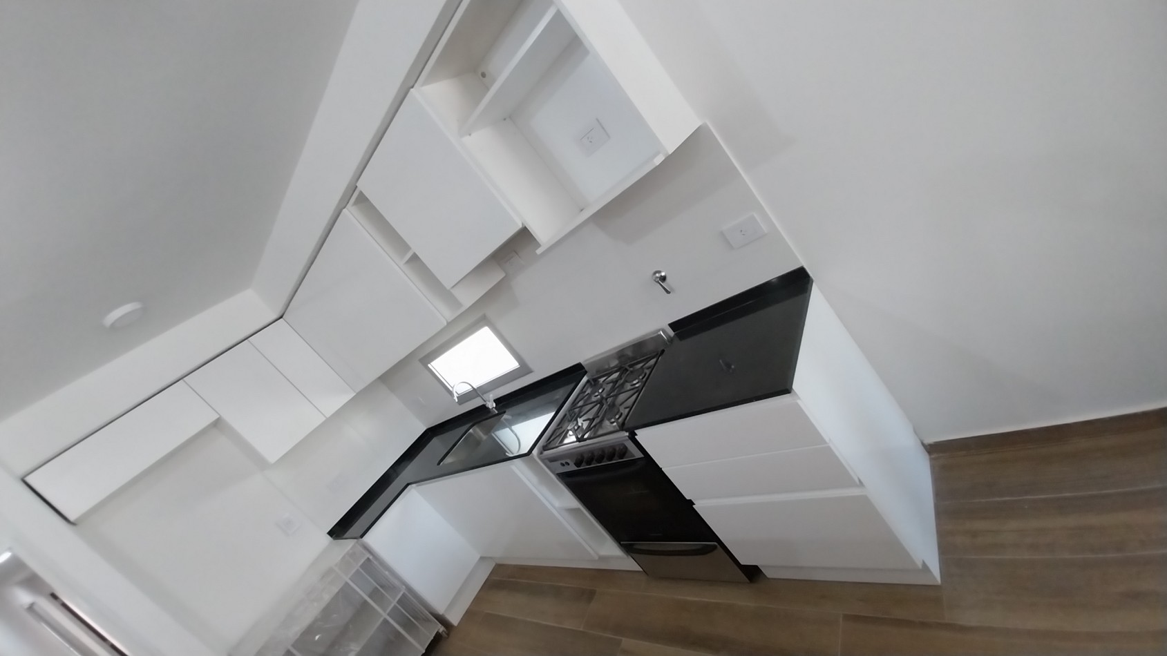 PICHINCHA! VENTA IMPORTANTE DEPARTAMENTO DOS DORMITORIOS CORDOBA Y SUIPACHA ESTRENAR