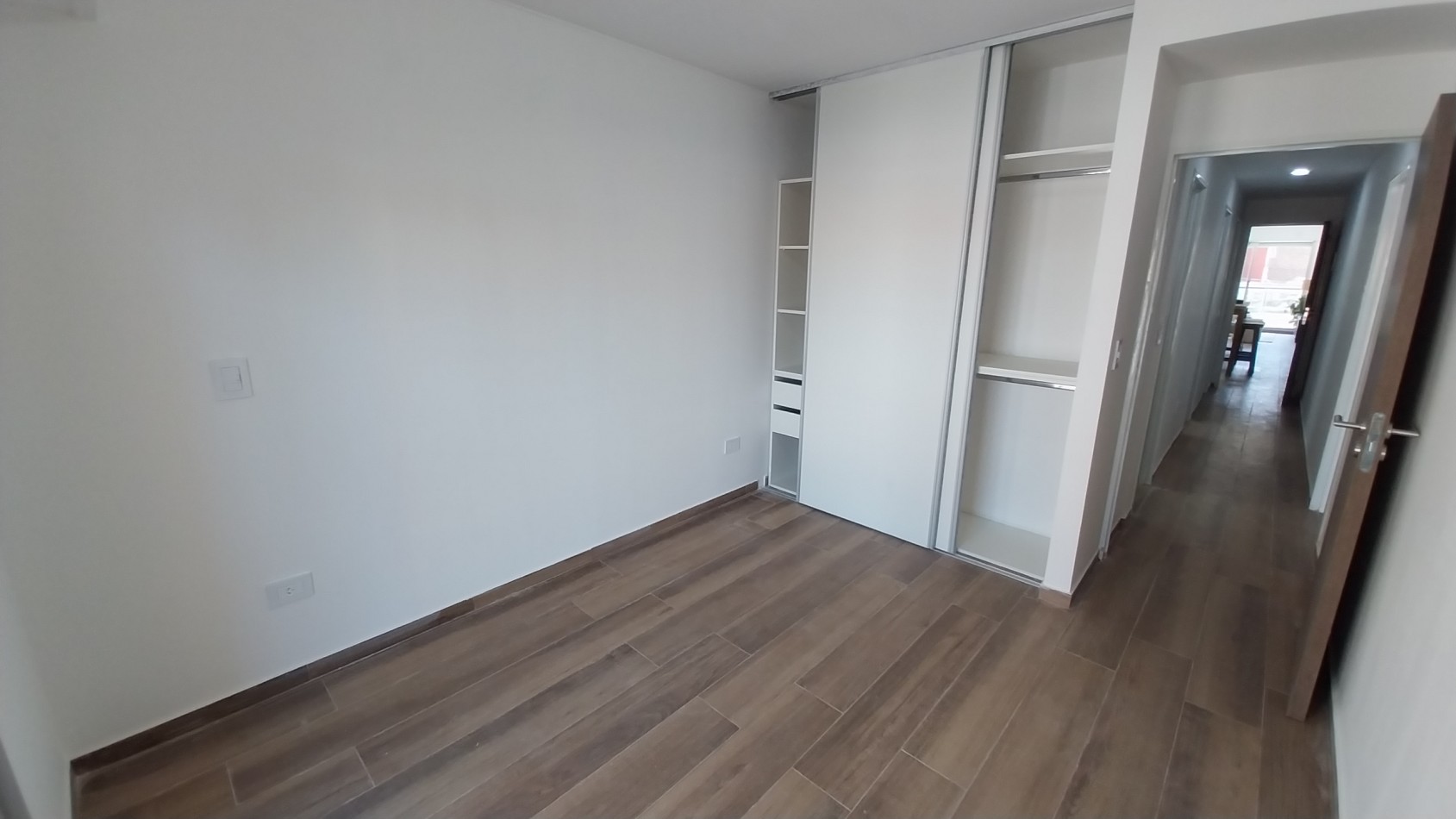 PICHINCHA! VENTA IMPORTANTE DEPARTAMENTO DOS DORMITORIOS CORDOBA Y SUIPACHA ESTRENAR