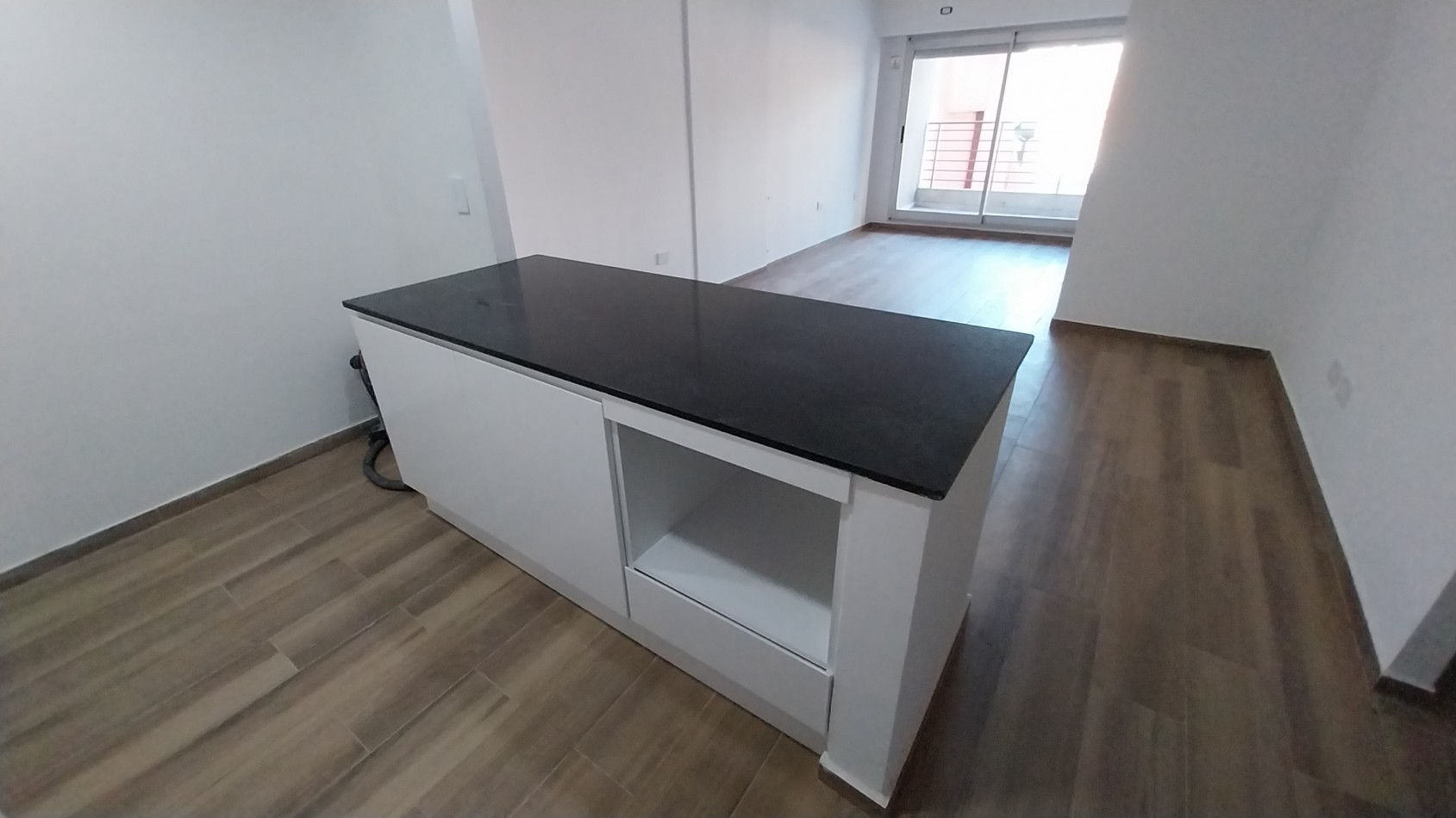 PICHINCHA! VENTA DEPARTAMENTO DOS DORMITORIOS CORDOBA Y SUIPACHA ESTRENAR