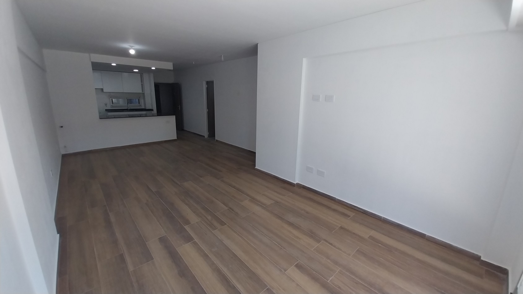 PICHINCHA VENTA DEPARTAMENTO DOS DORMITORIOS CORDOBA Y SUIPACHA FRENTE