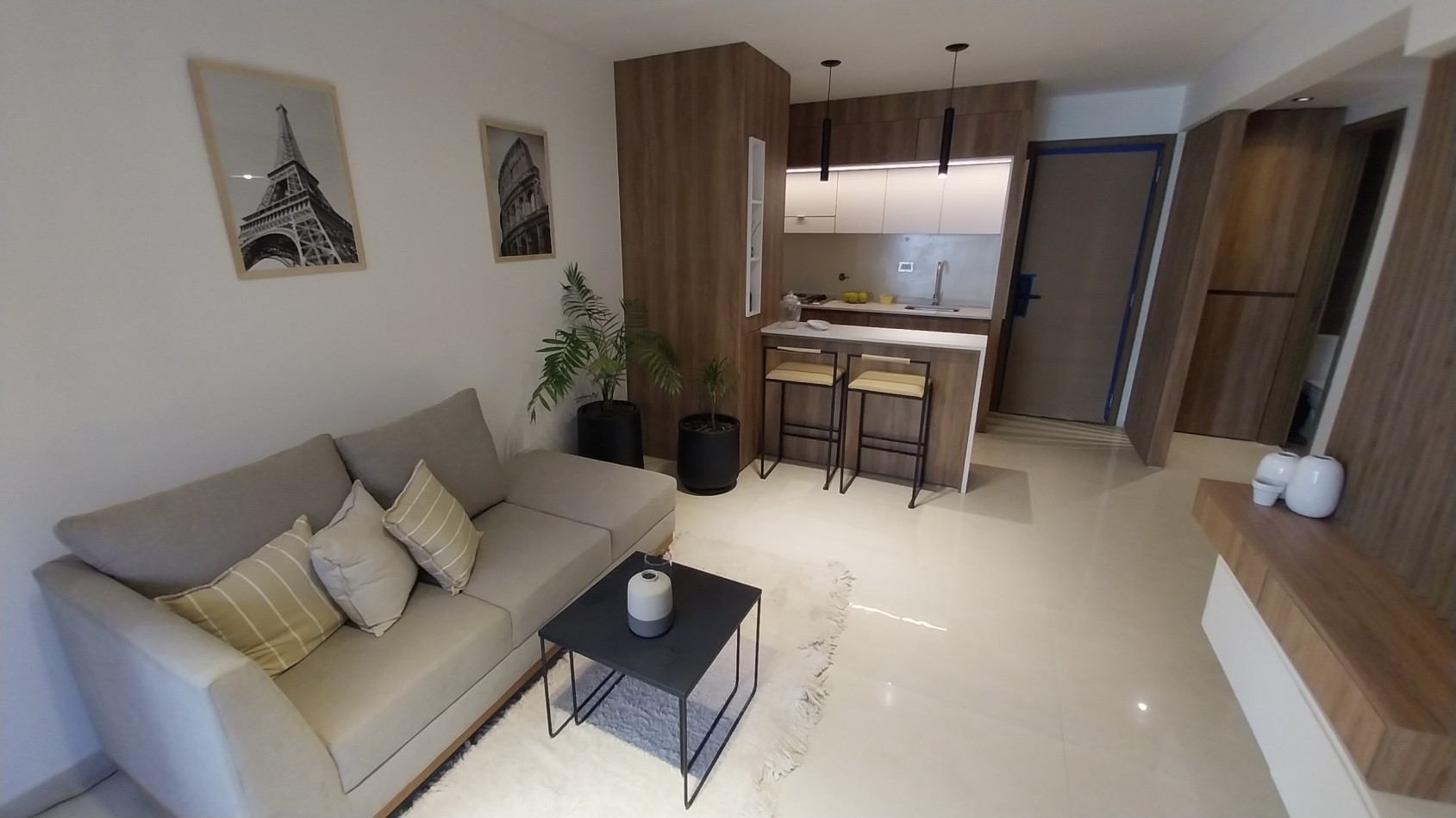Venta Departamento tres Dormitorios  balcon terraza ,pileta, quincho y cochera  Entre Rios y Tucuman Julio 2025