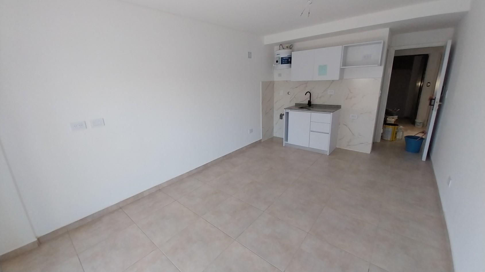 VENTA MONOAMBIENTE URQUIZA E IRIONDO, ESTRENAR