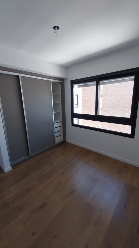 Venta Departamento Dos Dormitorios  Dorrego y Zeballos, Tribunales