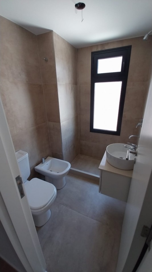 Venta Departamento Dos Dormitorios  Dorrego y Zeballos, Tribunales