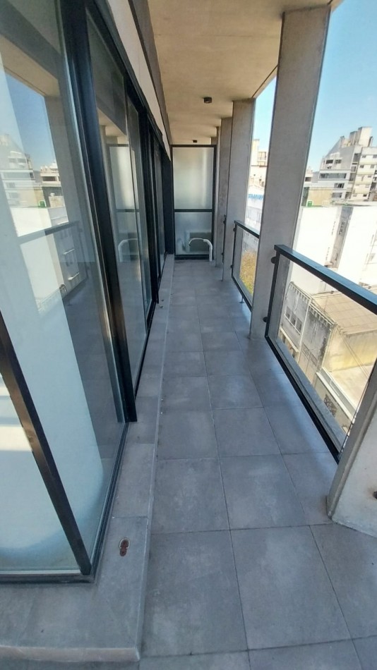 TRIBUNALES VENTA DEPARTAMENTO UN DORMITORIO ZEBALLOS Y DORREGO EN ESQUINA