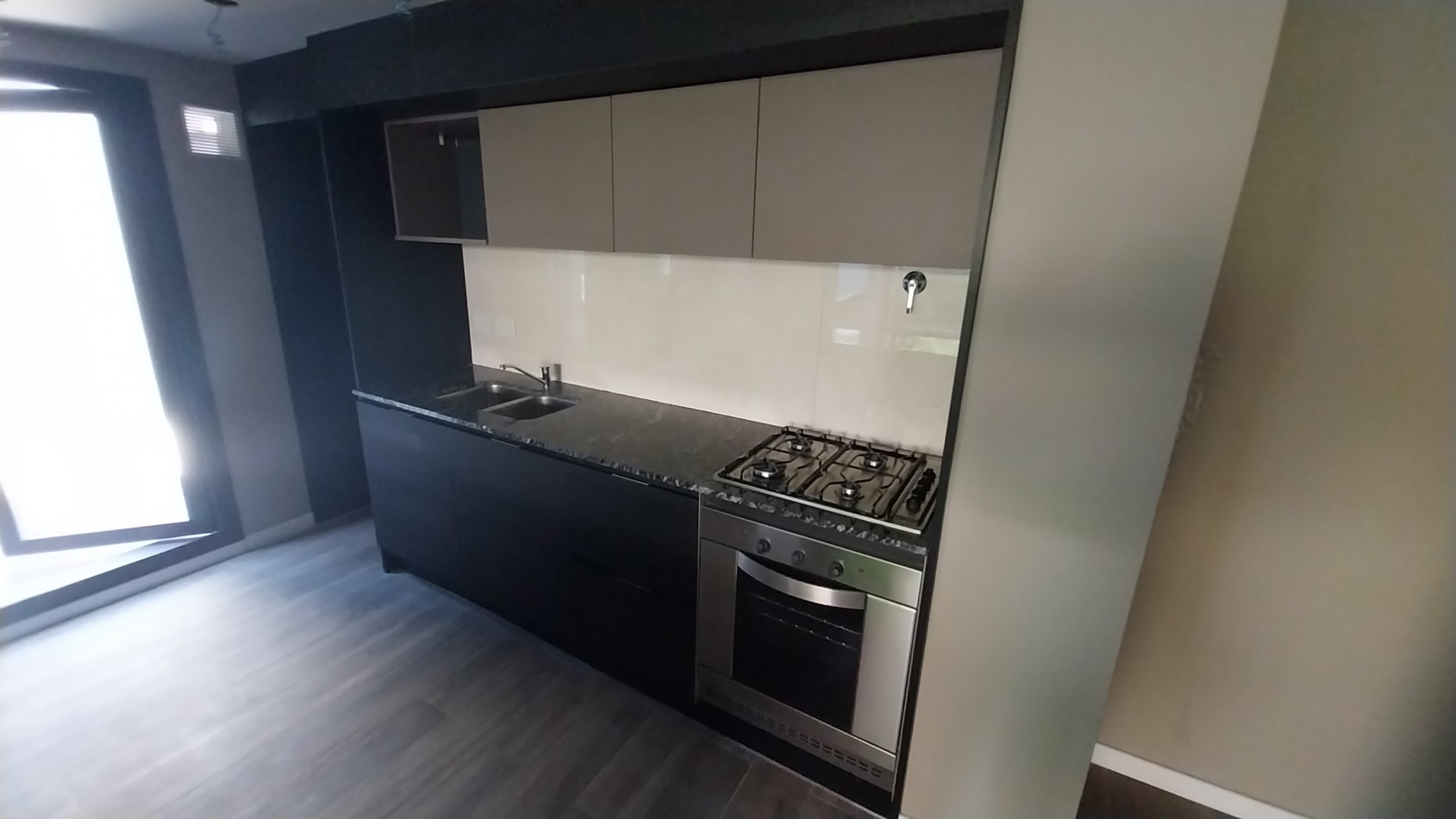 ABASTO VENTA DEPARTAMENTO DOS DORMITORIOS PATIO  CERRITO Y PARAGUAY ESTRENAR