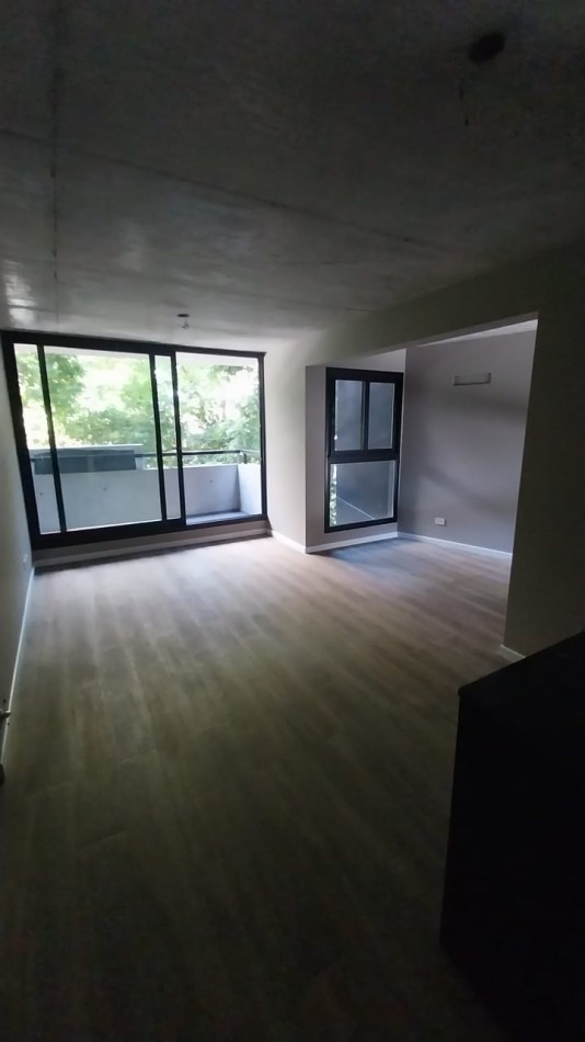 ABASTO VENTA DEPARTAMENTO UN DORMITORIO CON PATIO PISO 2 CERRITO Y PARAGUAY