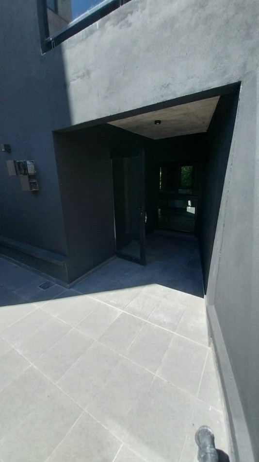 ABASTO VENTA DEPARTAMENTO UN DORMITORIO CON PATIO PISO 2 CERRITO Y PARAGUAY