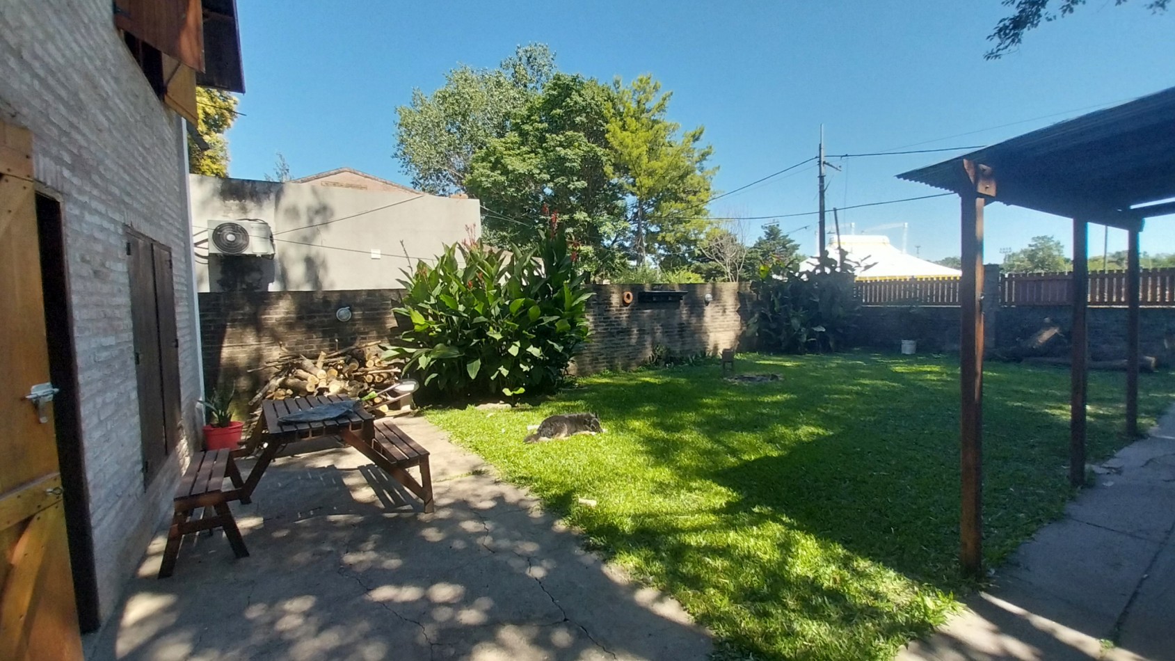 FISHERTON VENTA CASA TRES DORMITORIOS ALIPPI 8800