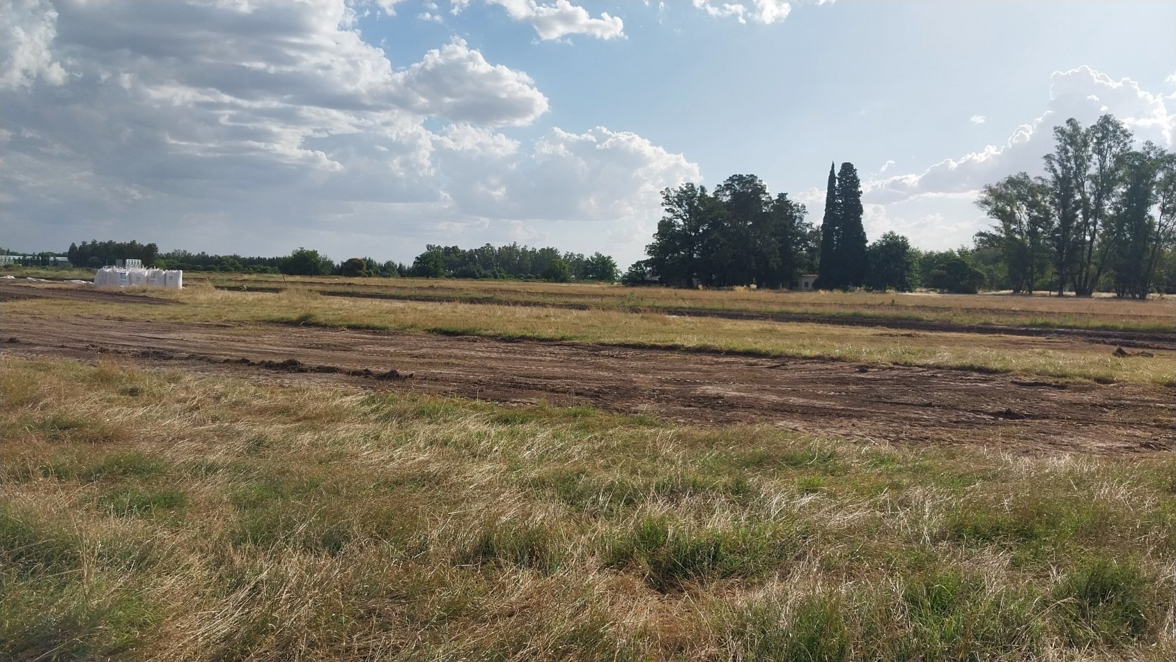 FUNES VENTA TERRENO BARRIO ABIERTO LOS GIRASOLES AVENIDA FUERZA AEREA Y LOS GIRASOLES