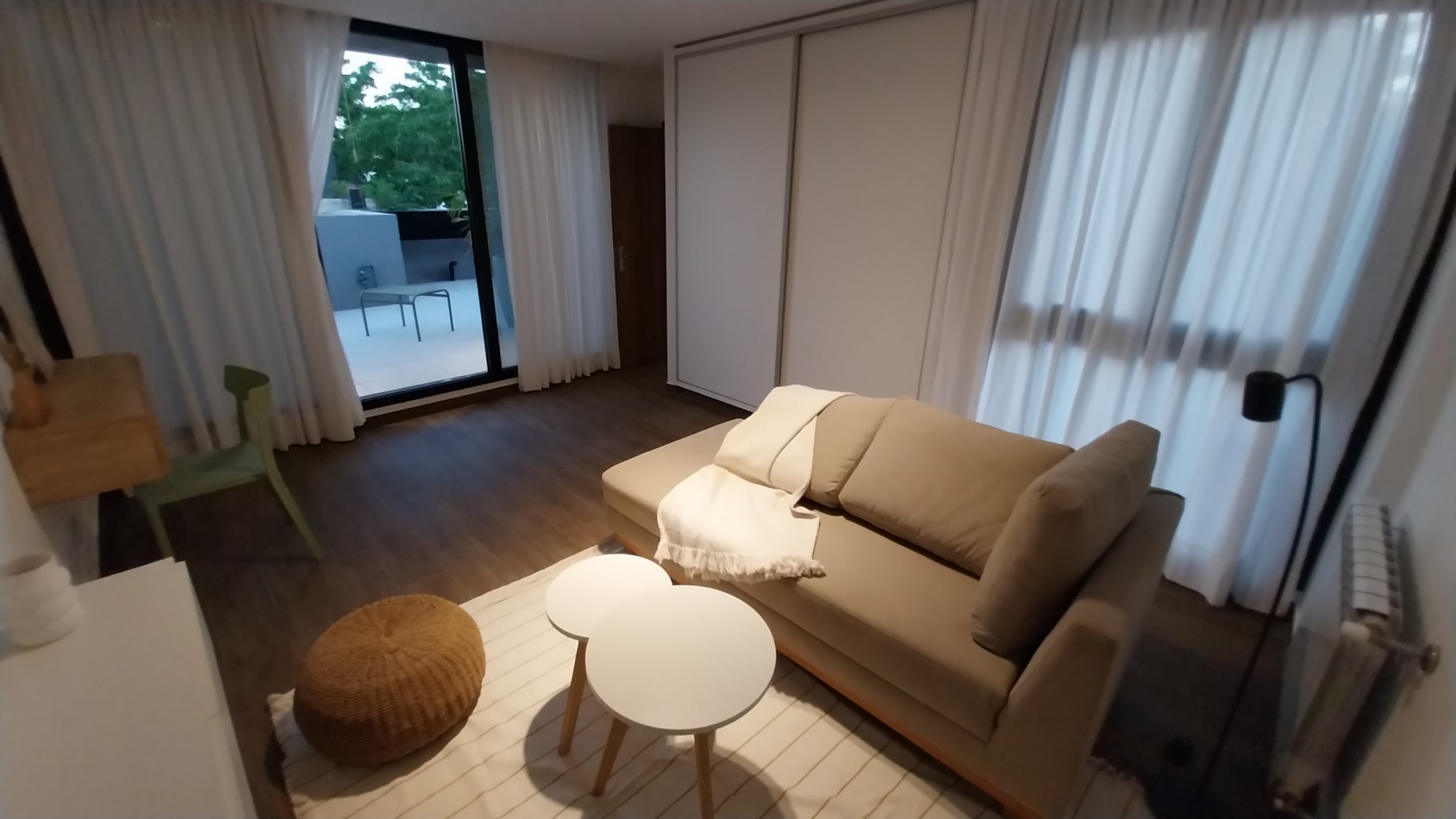 FISHERTON ESTRENAR VENTA CASA CUATRO DORMITORIOS CON PILETA Y PARRILLERO AMENITIES