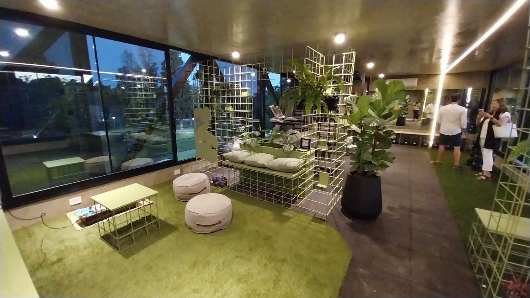 FISHERTON ESTRENAR VENTA CASA CUATRO DORMITORIOS CON PILETA Y PARRILLERO AMENITIES