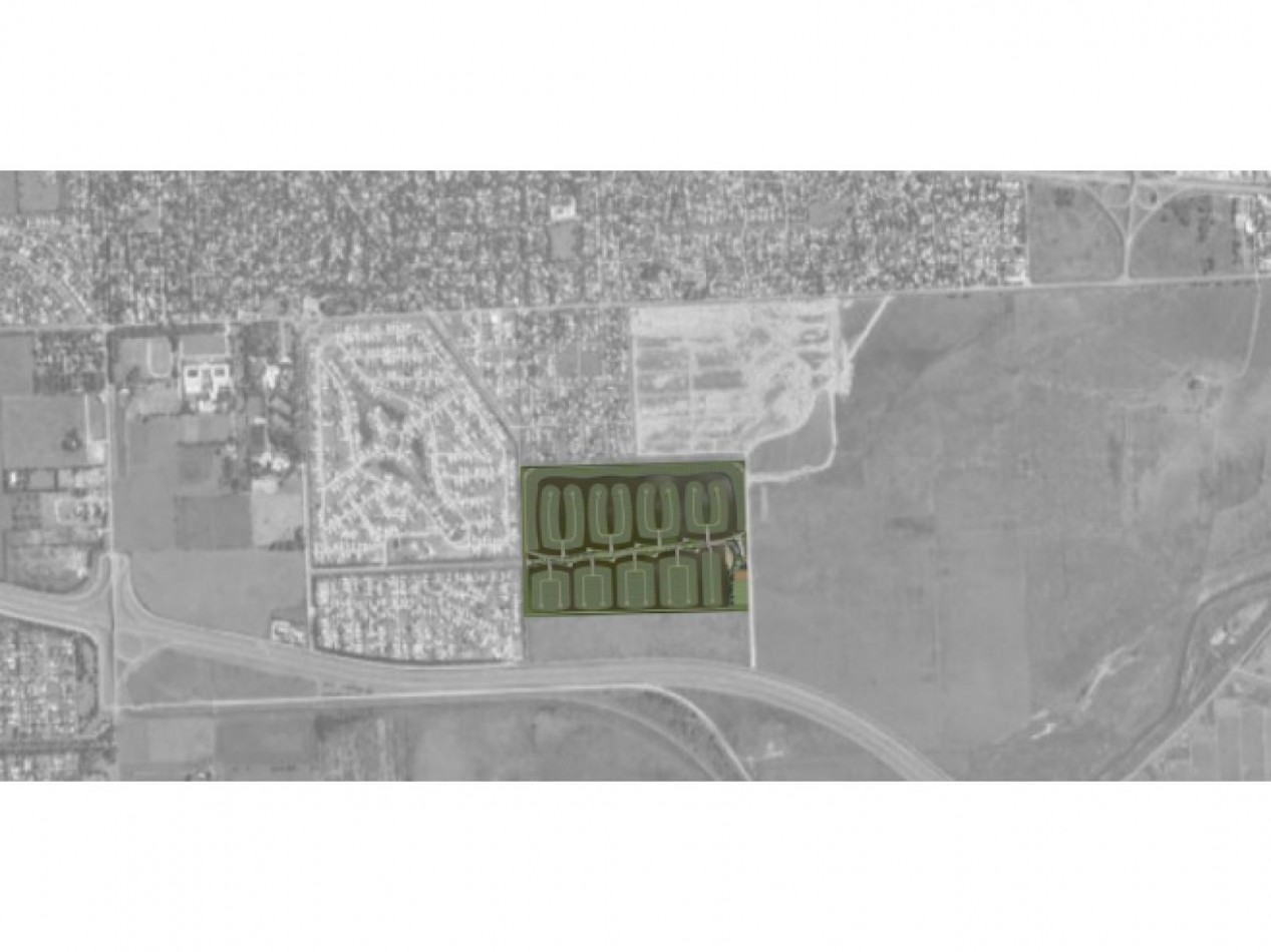 FUNES VENTA  TERRENO AGUADAS LAKE !