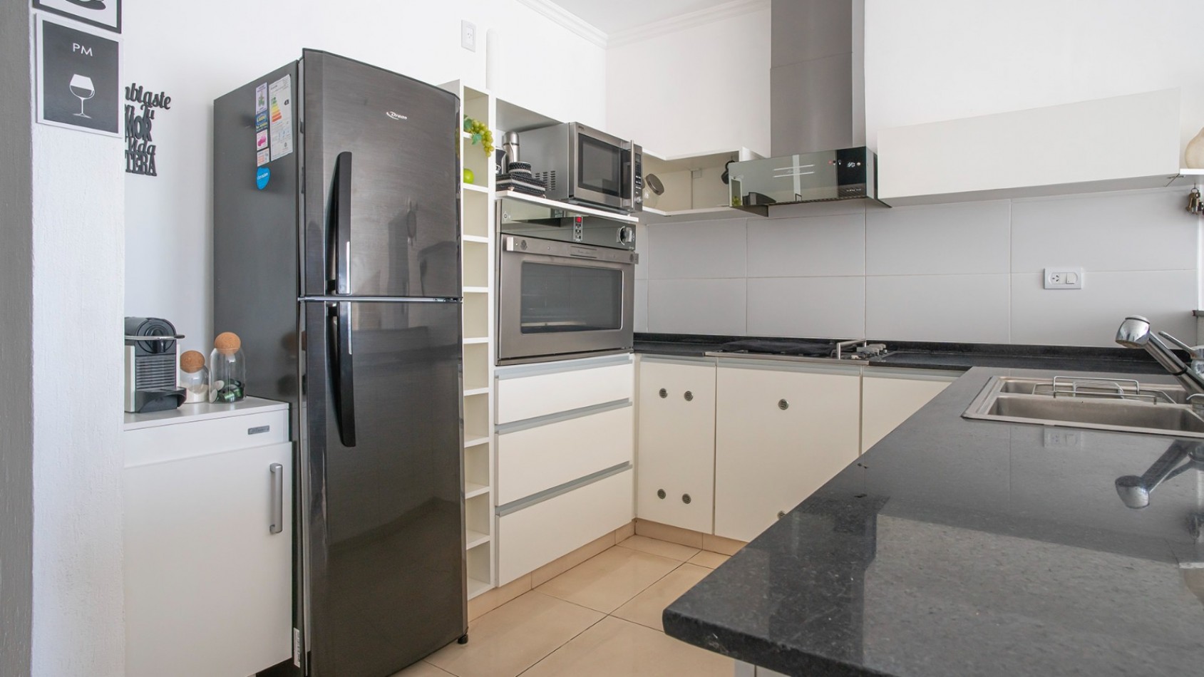 FUNES CITY VENTA CASA DOS DORMITORIOS  FLORENCIO VARELA AL 600