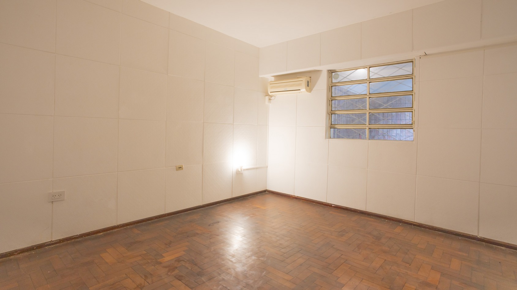 ZONA SUR  VENTA CASA DOS DORMITORIOS  GABOTO 1200