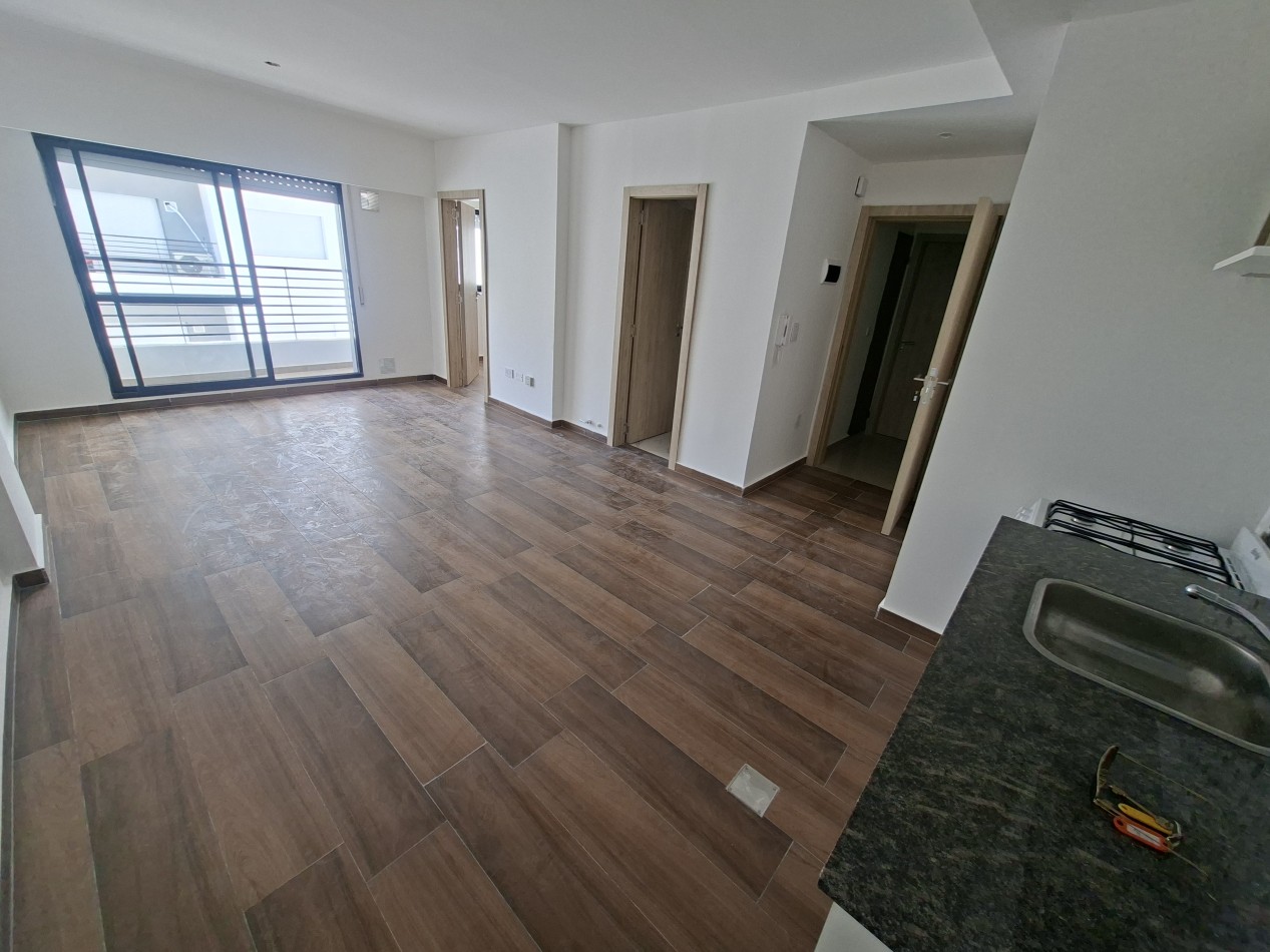 BARRIO MARTIN VENTA DEPARTAMENTO UN DORMITORIO CONTRAFRENTE PISO 3  JUAN MANUEL DE ROSAS Y MENDOZA ESTRENAR