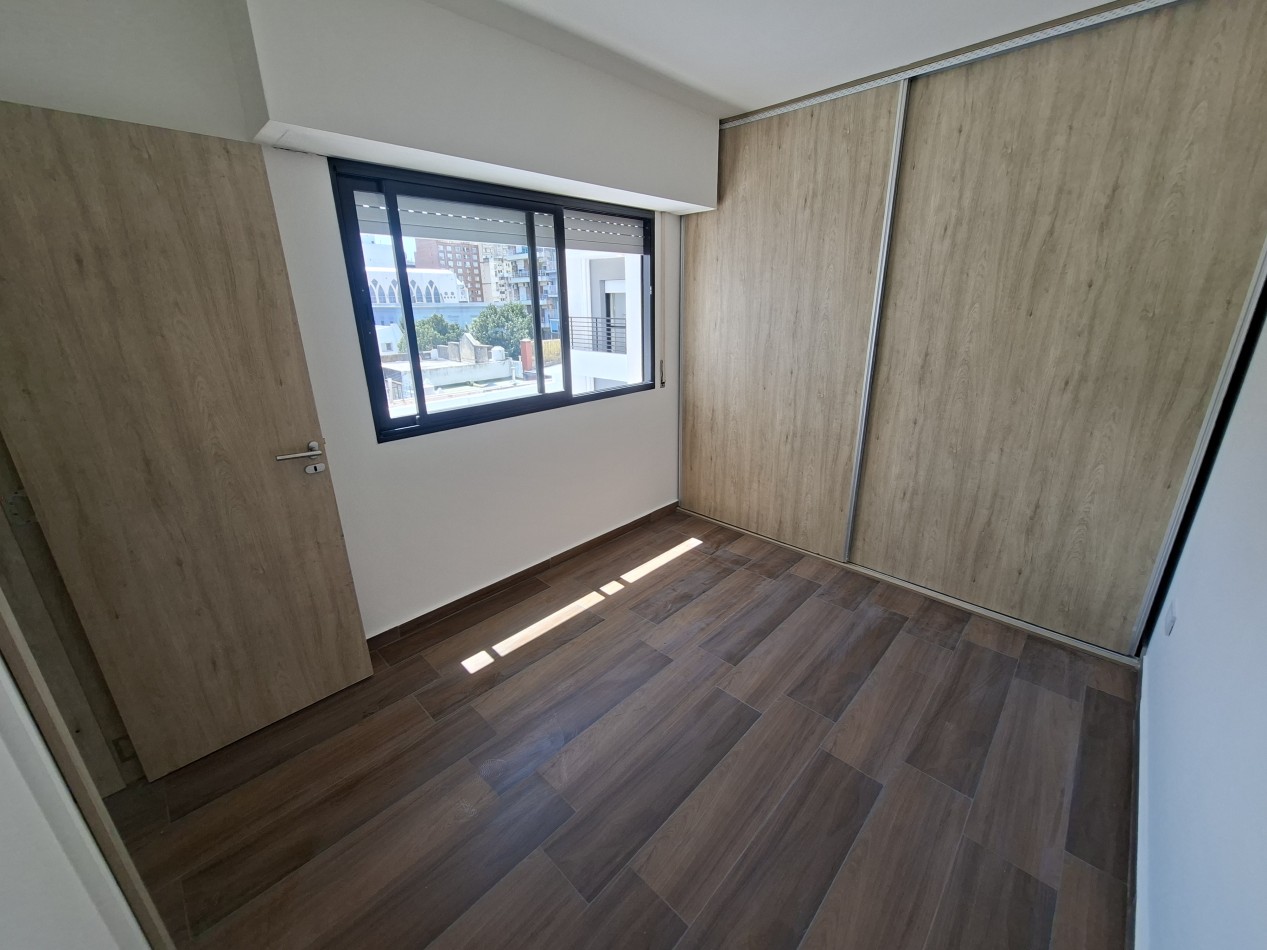 BARRIO MARTIN VENTA DEPARTAMENTO UN DORMITORIO FRENTE INTERNO PISO 4  JUAN MANUEL DE ROSAS Y MENDOZA ESTRENAR