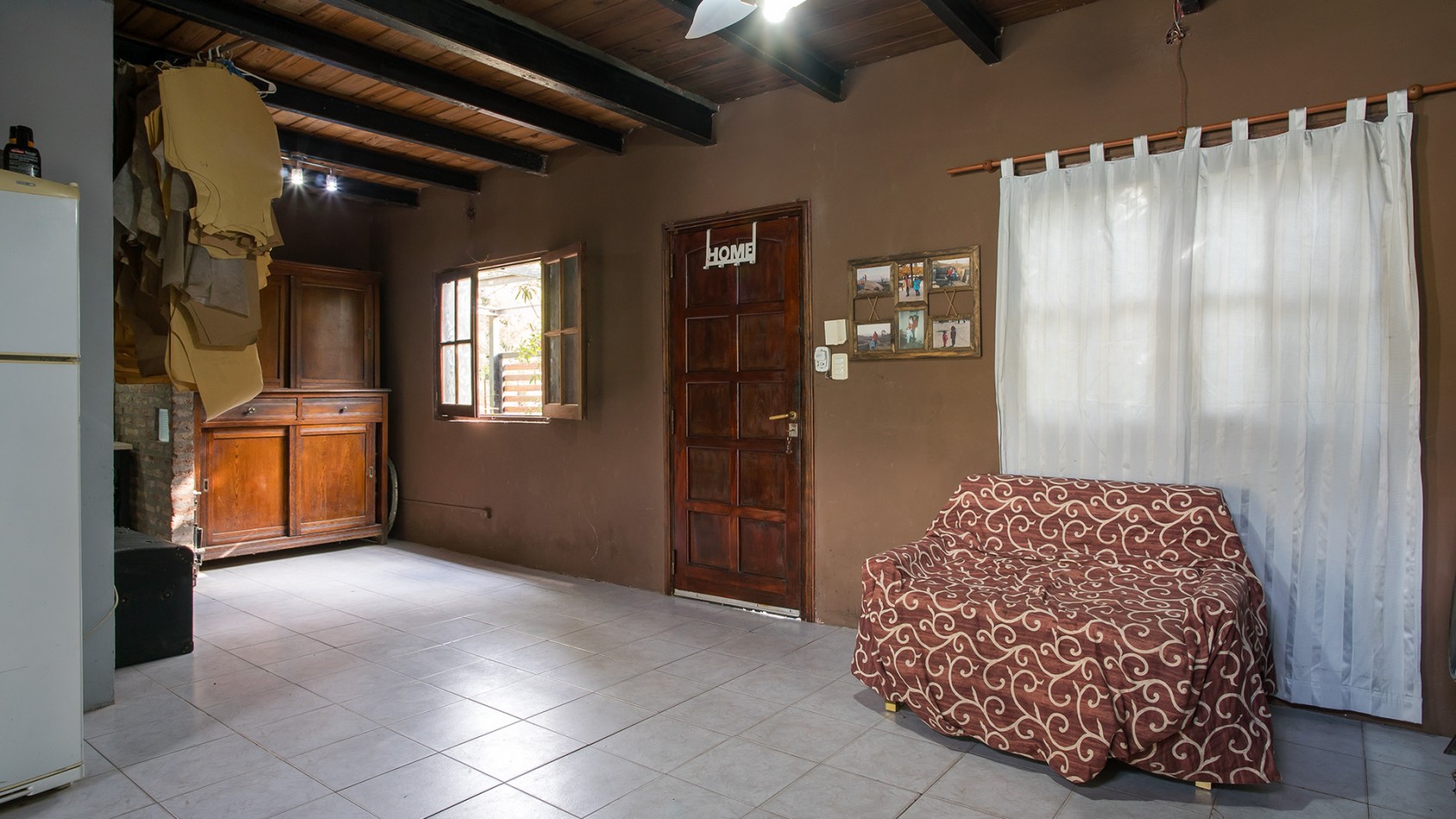 FUNES VENTA CASA TRES DORMITORIOS CIMARRON 2500