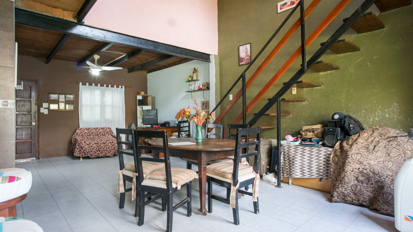 FUNES VENTA CASA TRES DORMITORIOS CIMARRON 2500