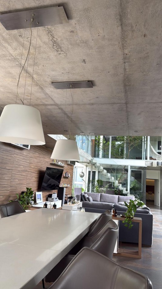 KENTUCKY CLUB DE CAMPO VENTA CASA CUATRO DORMITORIOS