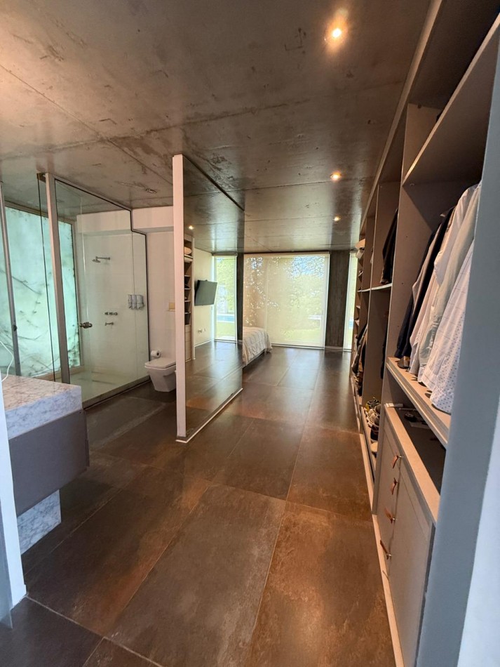 KENTUCKY CLUB DE CAMPO VENTA CASA CUATRO DORMITORIOS