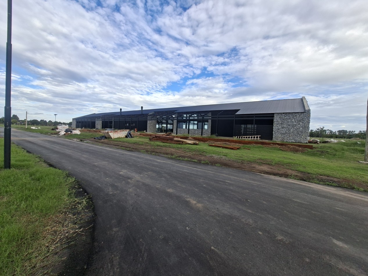 VENTA TERRENO LA FINCA 2  BARRIO PRIVADO FUNES LOTE 241 FUNES FINANCIAMOS !! ENTREGA JULIO 2026