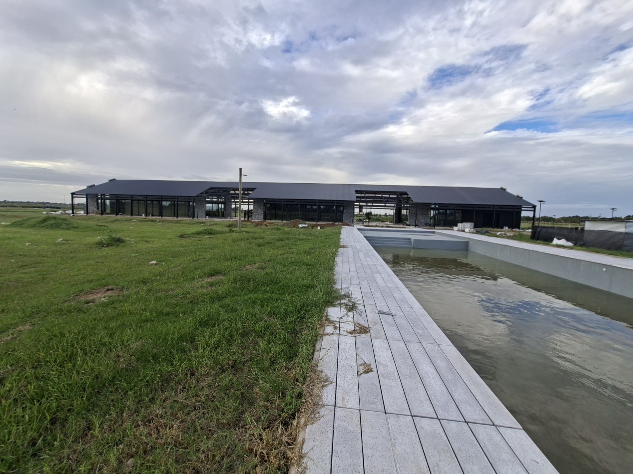 VENTA TERRENO LA FINCA 2  BARRIO PRIVADO FUNES LOTE 241 FUNES FINANCIAMOS !! ENTREGA JULIO 2026